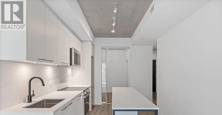 408-1808 St Clair Avenue W, Toronto, ON, M6N 0C1 - 7