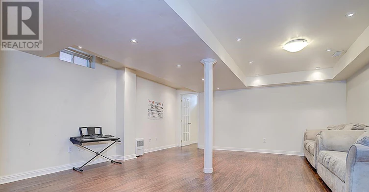 137 Laramie Crescent, Vaughan, ON, L6A 0R1 - 31