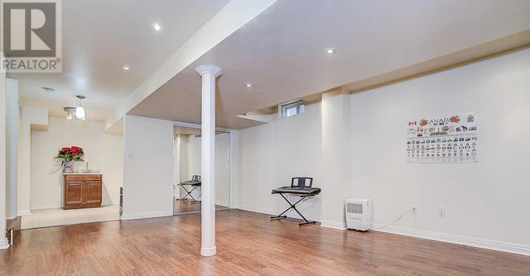 137 Laramie Crescent, Vaughan, ON, L6A 0R1 - 34