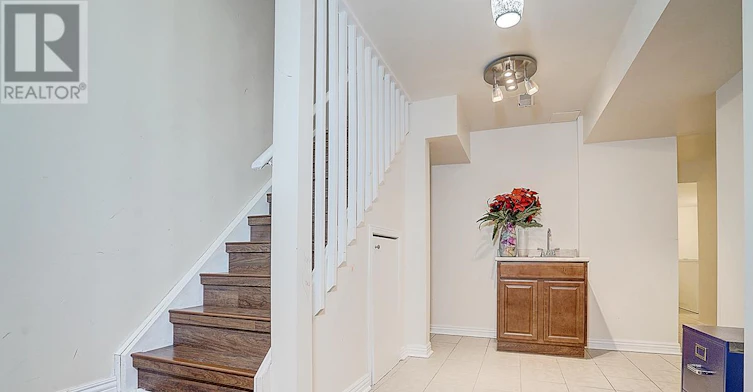 137 Laramie Crescent, Vaughan, ON, L6A 0R1 - 35