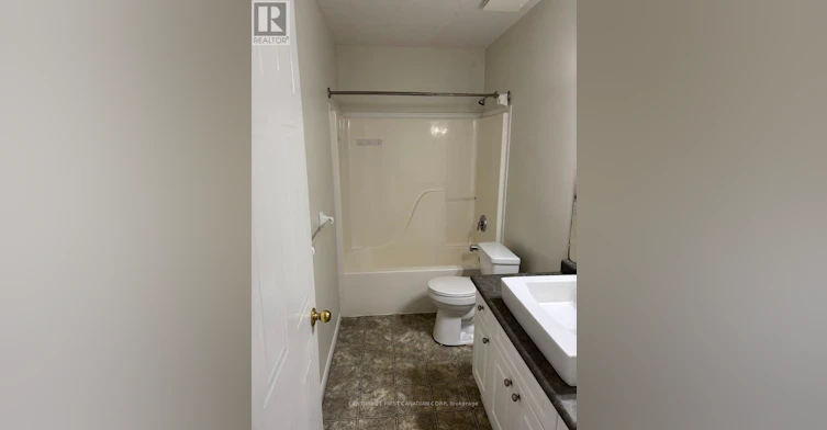 LOWER LEVEL-86 Loggers Grove, London, ON, N5W 6G5 - 5