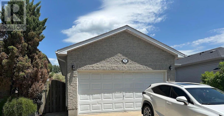 LOWER LEVEL-86 Loggers Grove, London, ON, N5W 6G5 - 2