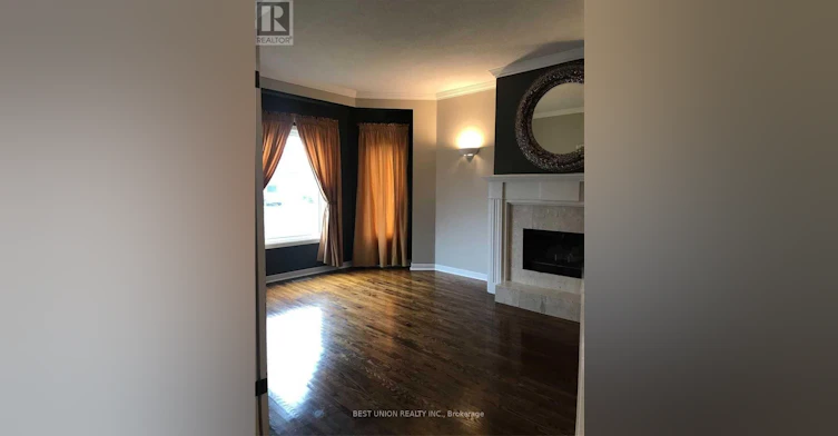 2323 Towne Boulevard, Oakville, ON, L6H 5J6 - 2
