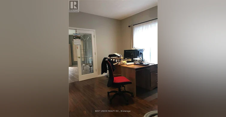 2323 Towne Boulevard, Oakville, ON, L6H 5J6 - 4