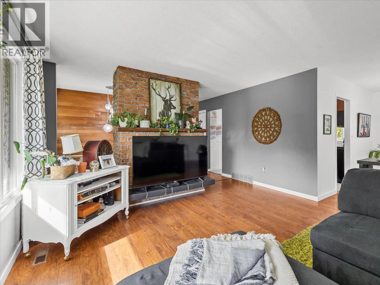4671 Fordham Road, Kelowna, BC, V1W 1P1 - 5