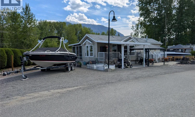 Lot 10-2633 Squilax Anglemont Road