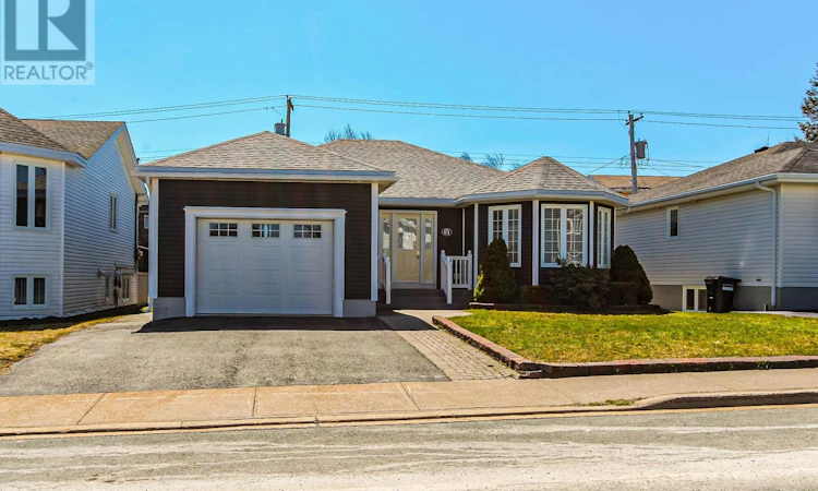 61 Penney Crescent