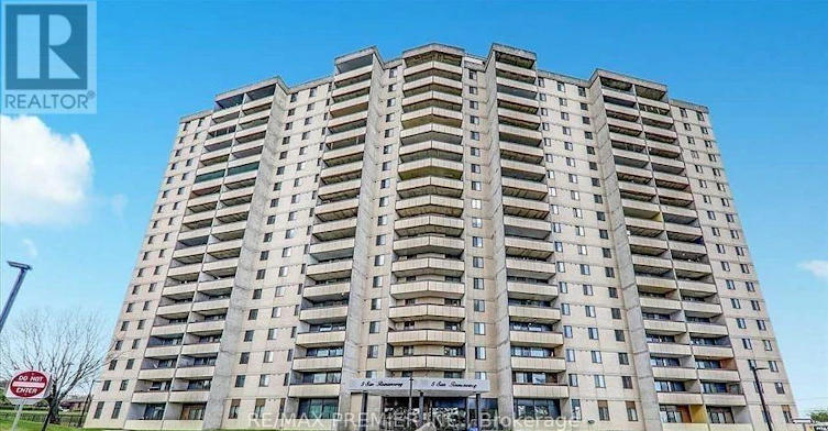 705-5 San Romano Way, Toronto, ON, M3N 2Y4