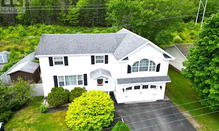 80 Parkwood Drive