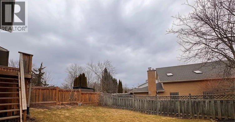 Lower-28 Mulberry Lane, Waterloo, ON, N2L 5L5 - 11