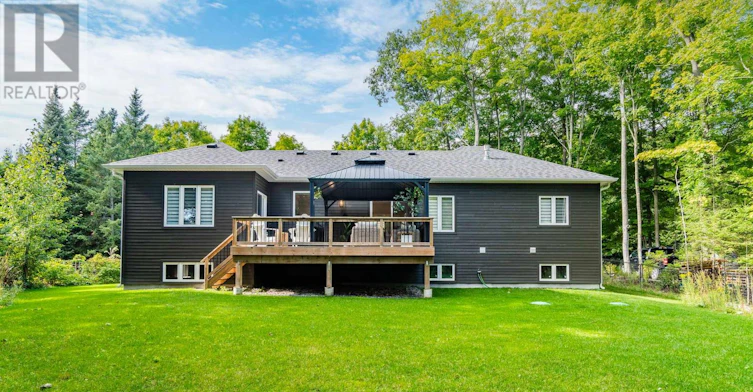 15 Pinecone Avenue, Tiny, ON, L9M 0J2 - 44