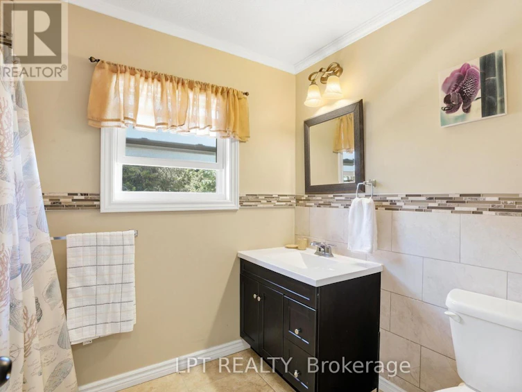 9996 Huron Street, Lambton Shores, ON, N0M 2L0 - 30