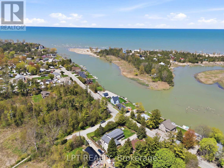 9996 Huron Street, Lambton Shores, ON, N0M 2L0 - 46