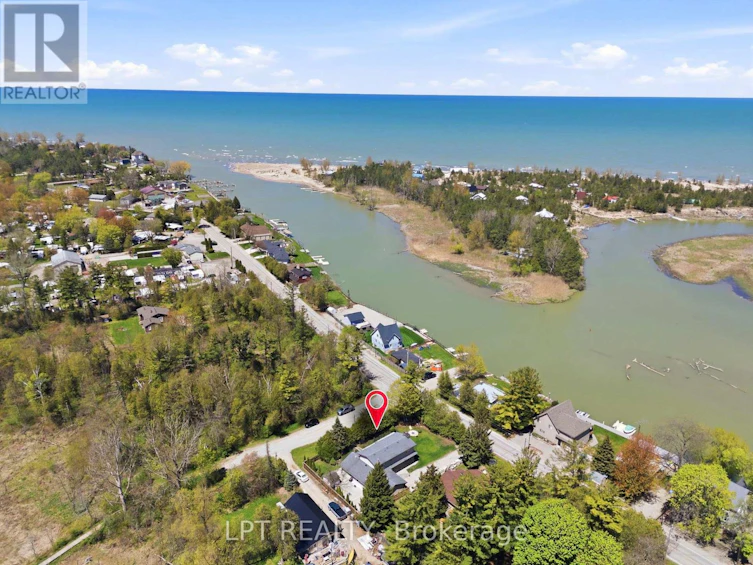 9996 Huron Street, Lambton Shores, ON, N0M 2L0 - 4