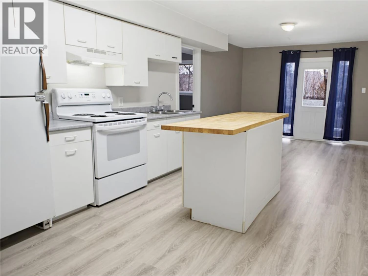 342 Monmouth Drive, Kamloops, BC, V2E 1N7 - 17