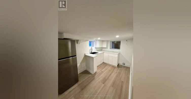 3-659 Vaughan Road, Toronto, ON, M6E 2Y4 - 2