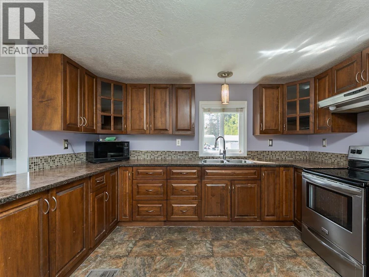7087 Hoover Drive, Prince George, BC, V2K 2P4 - 19