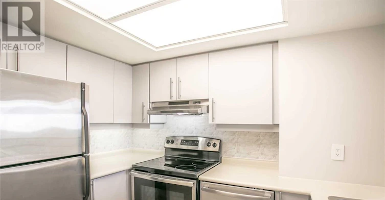 601-45 Kingsbridge Garden Circle, Mississauga, ON, L5R 3K4 - 9