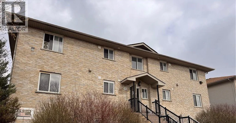 A05-44 Walnut Street, Kitchener, ON, N2G 1P6