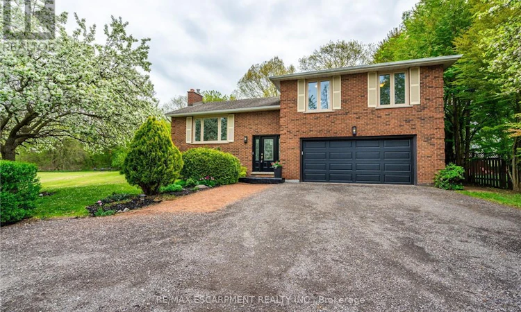 152 7th Concession Road E