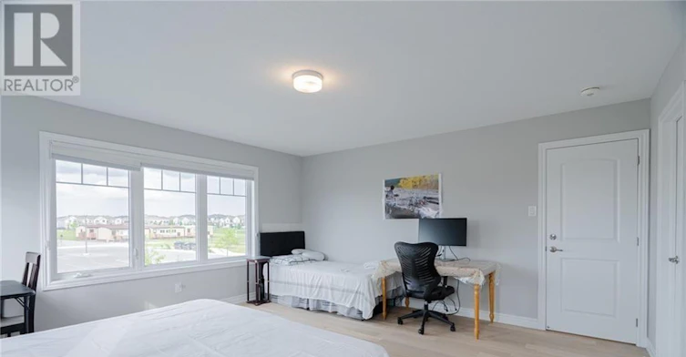 701 Brittanic Road, Ottawa, ON, K2V 0N8 - 22