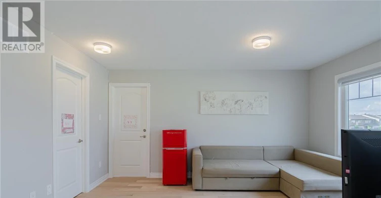 701 Brittanic Road, Ottawa, ON, K2V 0N8 - 18