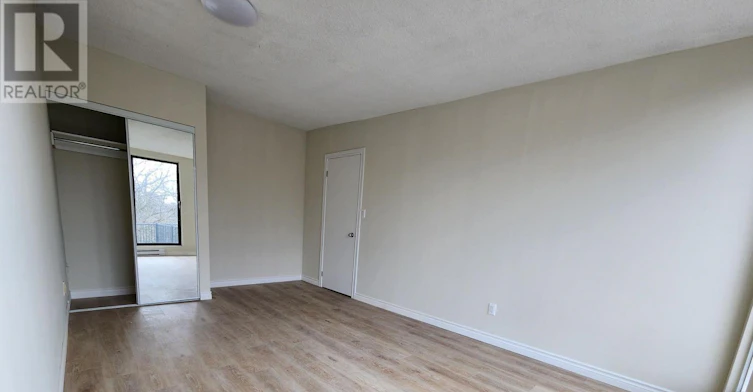 3-558 Spadina Crescent, Toronto, ON, M5S 2J9 - 9