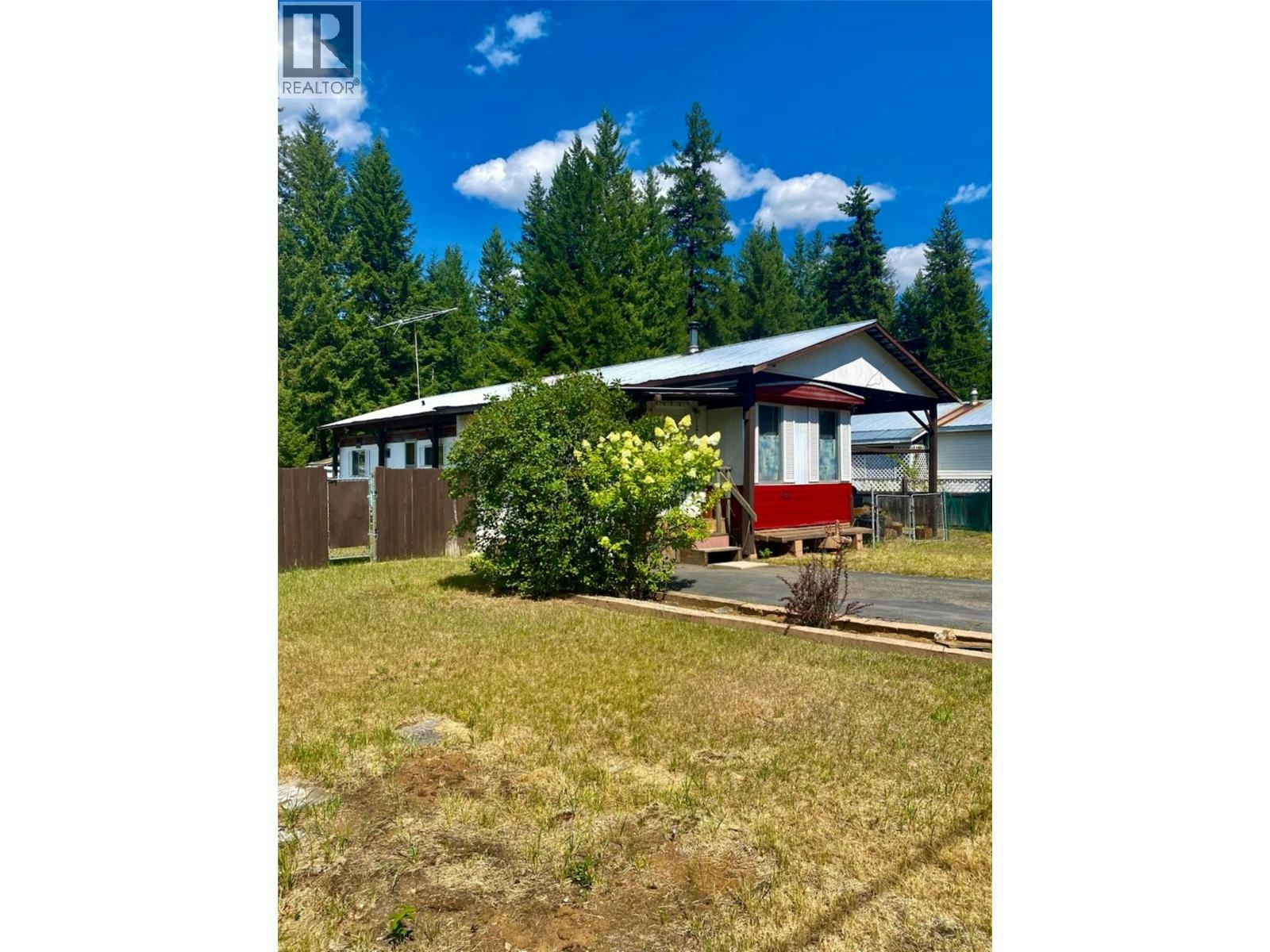 437 Wildwood Road Road, Clearwater, BC, V0E 1N0
