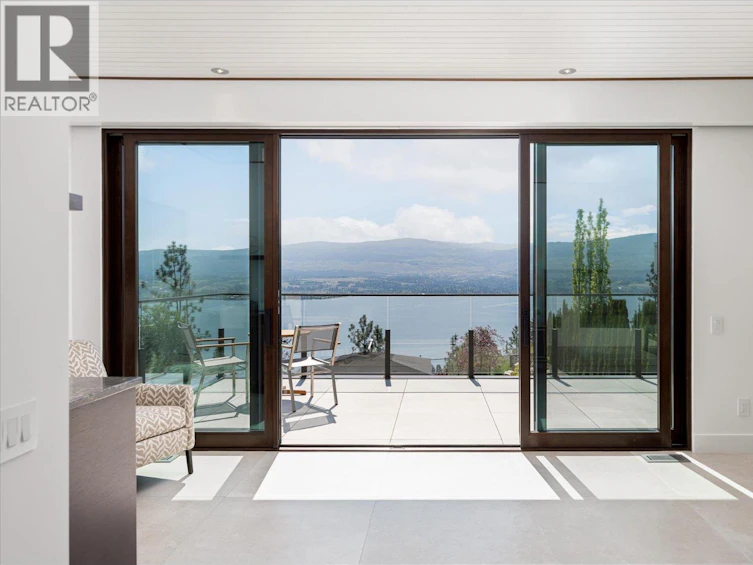 2463 Thacker Drive, West Kelowna, BC, V1Z 1V9 - 36