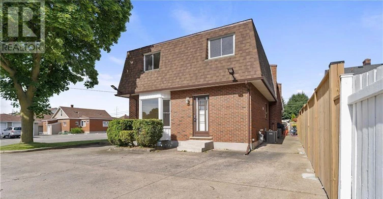 1-6344 Drummond Road, Niagara Falls, ON, L2G 4M9 - 2