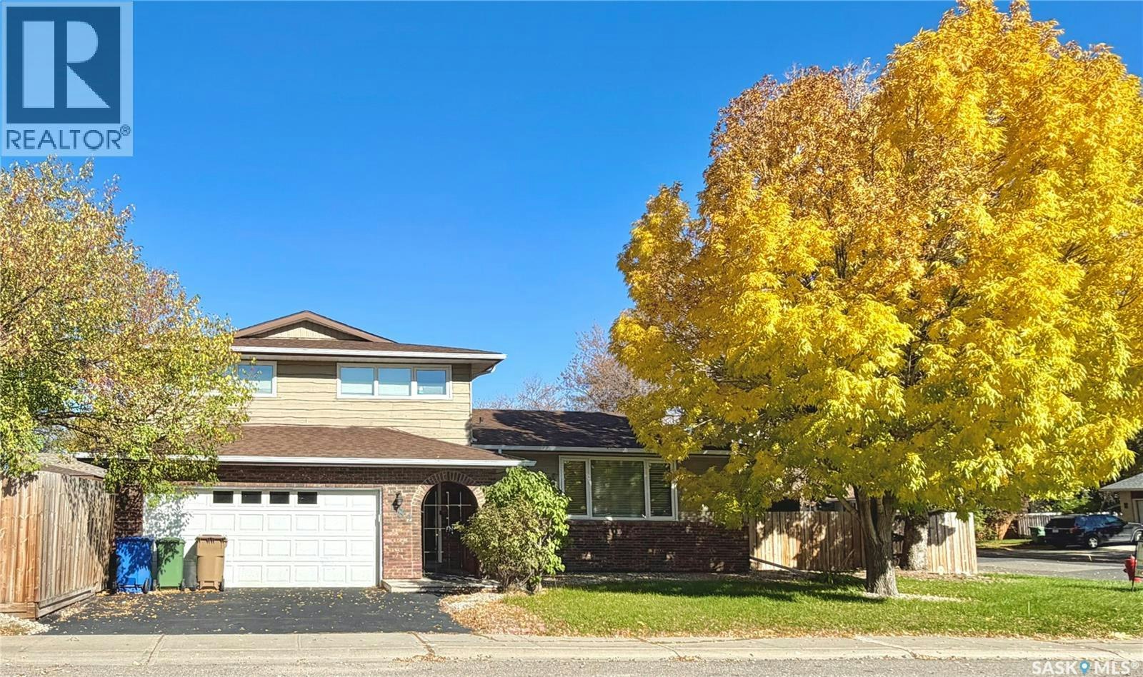 182 Lincoln Drive, Regina, SK, S4S 6R5