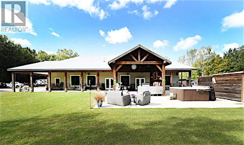 7264 Ridge Road, Lambton Shores, ON, N0N 1J3