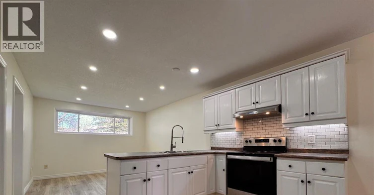 B-4 Smetana Drive, Kitchener, ON, N2B 3B8 - 9