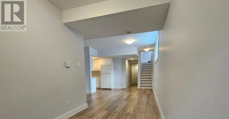 846 Alpine Avenue, Ottawa, ON, K2B 5R6 - 8
