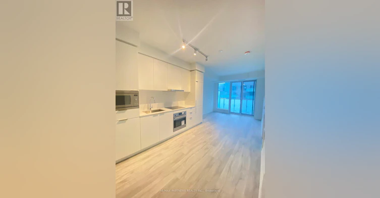 N723-7 Golden Lion Heights, Toronto, ON, M2M 0C1 - 2