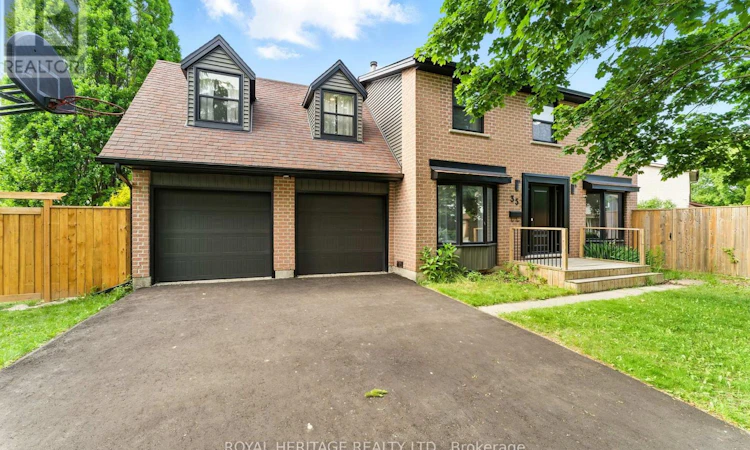 35 Aspen Valley Crescent