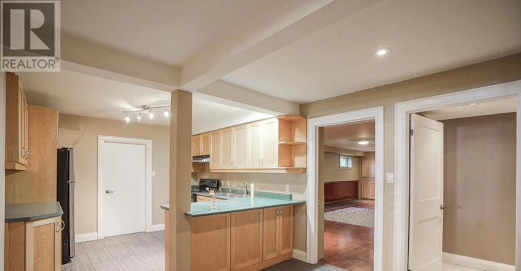 28 Wembley Avenue, Markham, ON, L3R 2A9 - 30