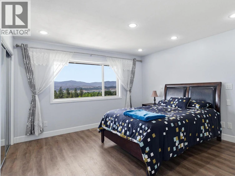 3516 Camelback Drive, Kelowna, BC, V1X 8A7 - 22