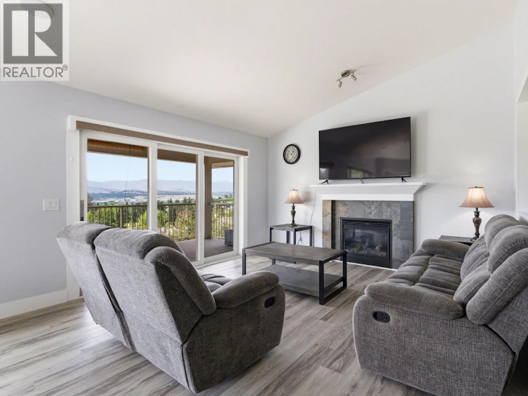 3516 Camelback Drive, Kelowna, BC, V1X 8A7 - 11