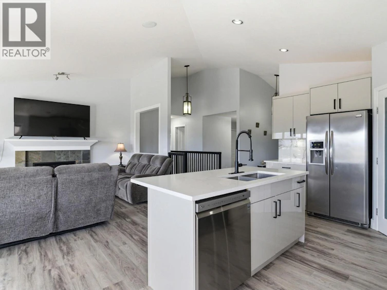 3516 Camelback Drive, Kelowna, BC, V1X 8A7 - 9