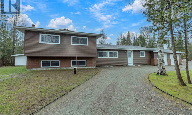 23 Irwin Island Road