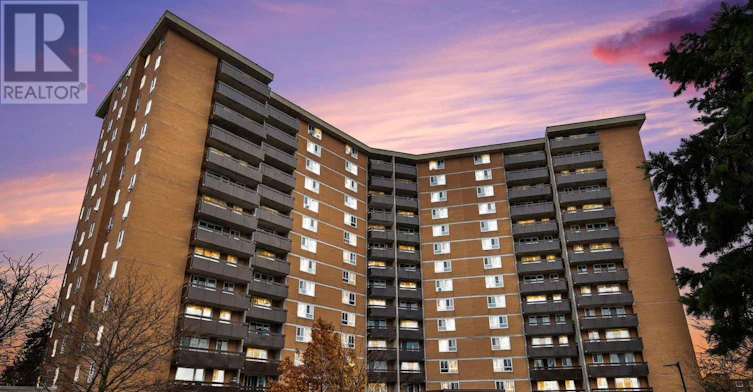 1002-2000 Jasmine Crescent, Ottawa, ON, K1J 8K4