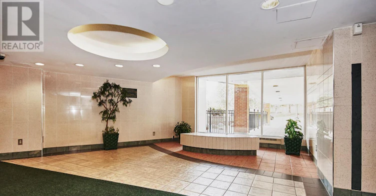 1002-2000 Jasmine Crescent, Ottawa, ON, K1J 8K4 - 3