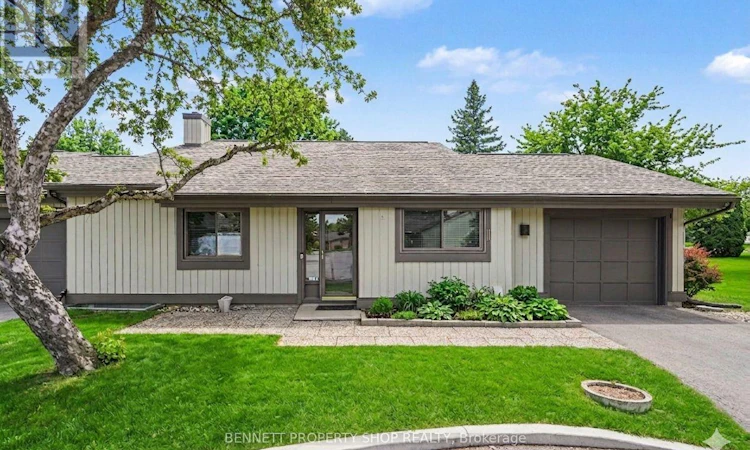 12 Laurel Valley Court