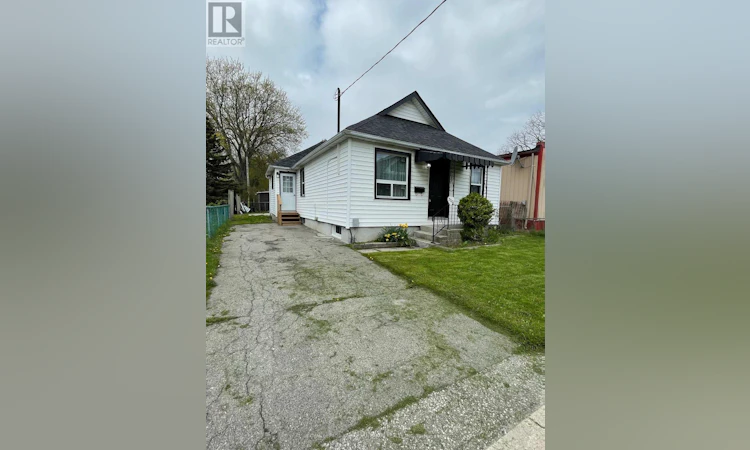 350 Oshawa Boulevard S