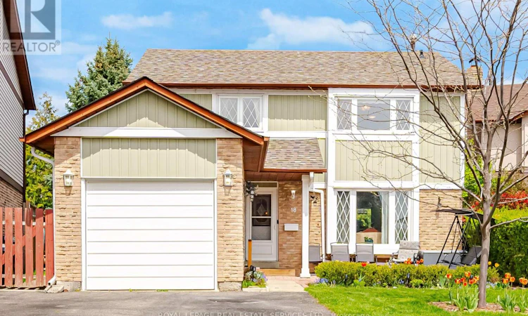 18 Wolverton Crescent
