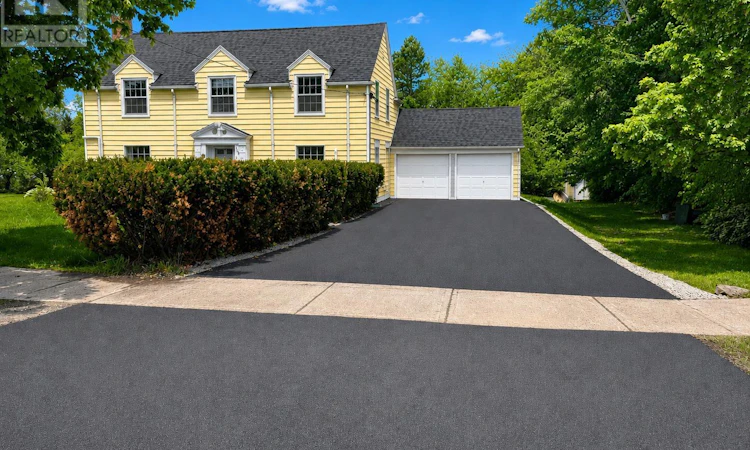 239 River Road North