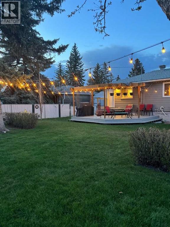 8303 Bowglen Road NW, Calgary, AB, T3B 2T1