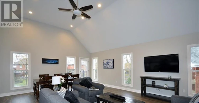 2-33 Beaconsfield Avenue, London, ON, N6C 1B6 - 4