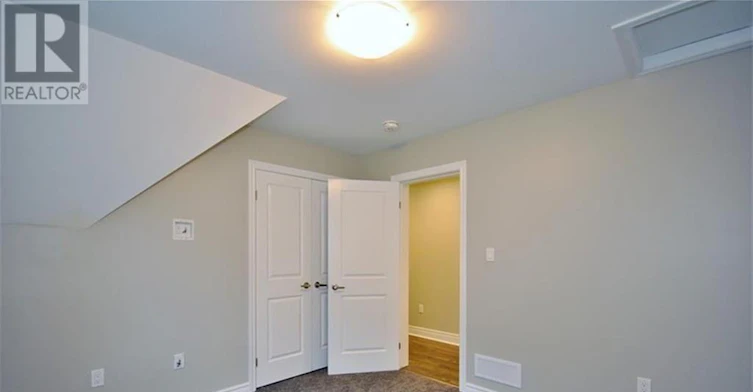 2-33 Beaconsfield Avenue, London, ON, N6C 1B6 - 11